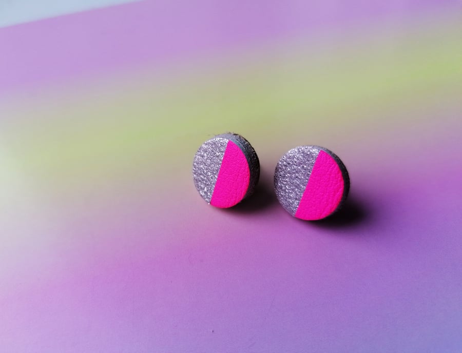 Dual Colour Round Studs - Rose Gold & Neon Pink