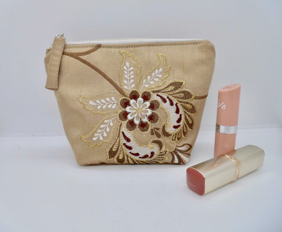 Seconds Sunday Make up bag in silk style luxury fabric 