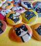 10 x Small Comic Cat Face  Wood Patterned Buttons  2 holes 14mm