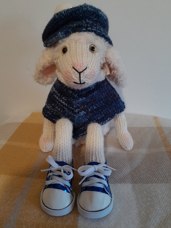 Knitted Sheep, White Lamb