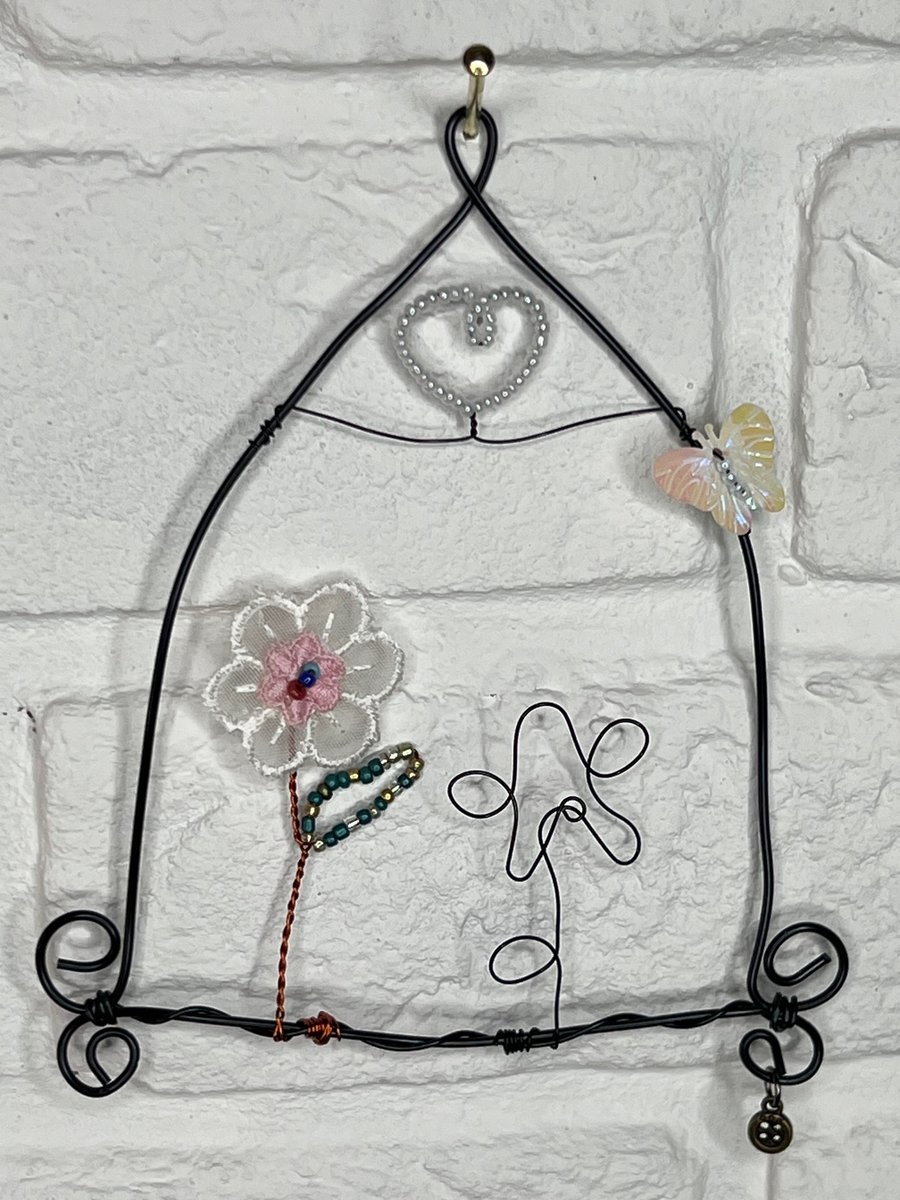 Hanging Window Frame Bloom Ivory White Letterbox Gift