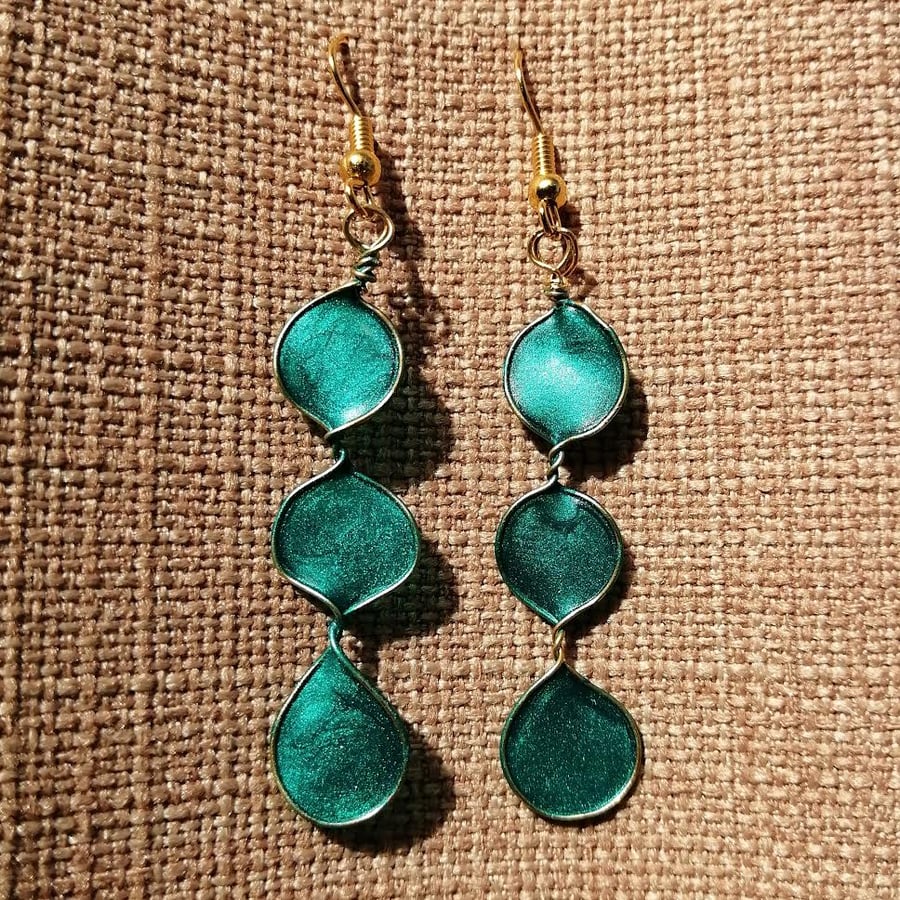 Fun bright turquoise circles dangle earrings