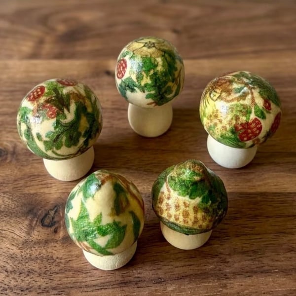 Set of 5 Mini Wooden Toadstools 