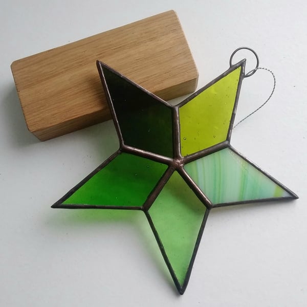 Stained Glass Star - Green
