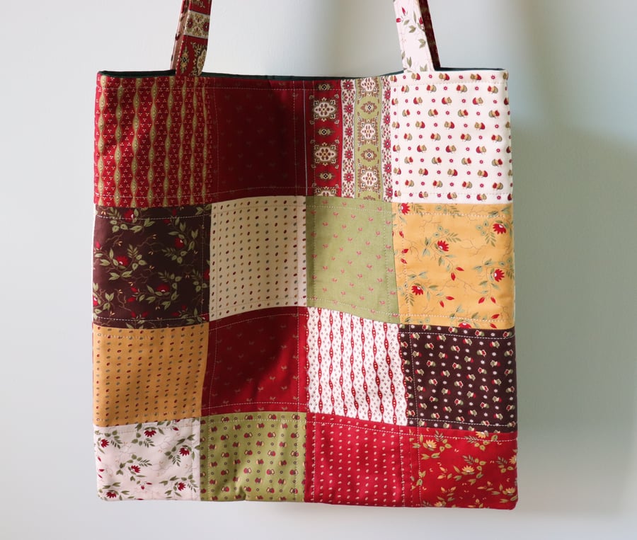  Quilted Tote Bag. Patch Work. Sale.