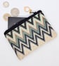 ZigZag zippered coin purse 003L
