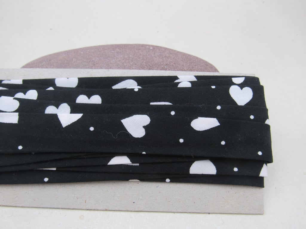5m Handmade Narrow Black White Heart Cotton Bias Binding