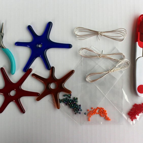 Decorate your own Fused Glass Stars Kit, Make your own Suncatcher