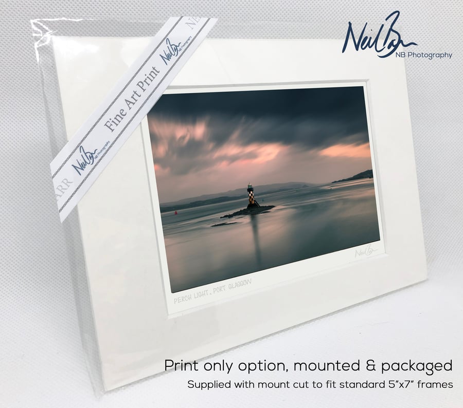 Perch Lighthouse Port Glasgow Scotland - A6 (7" x 5") Unframed Print