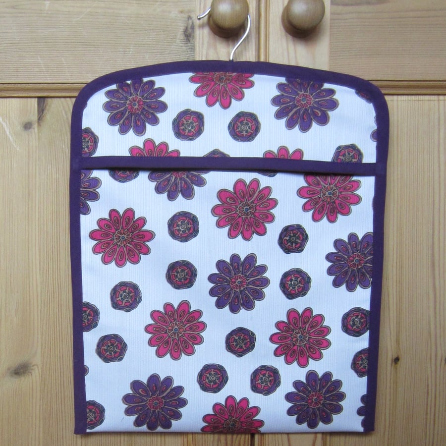 Retro 1970 s Purple Flower Peg Bag