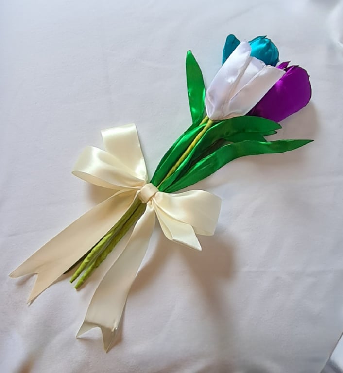 Beautiful Trio of Ribbon Tulips - White, Pinky-Purple & Turquoise 