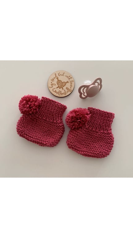 Made To Order Handknitted Clover Pom Pom Baby Boots 5 sizes. Any colour.