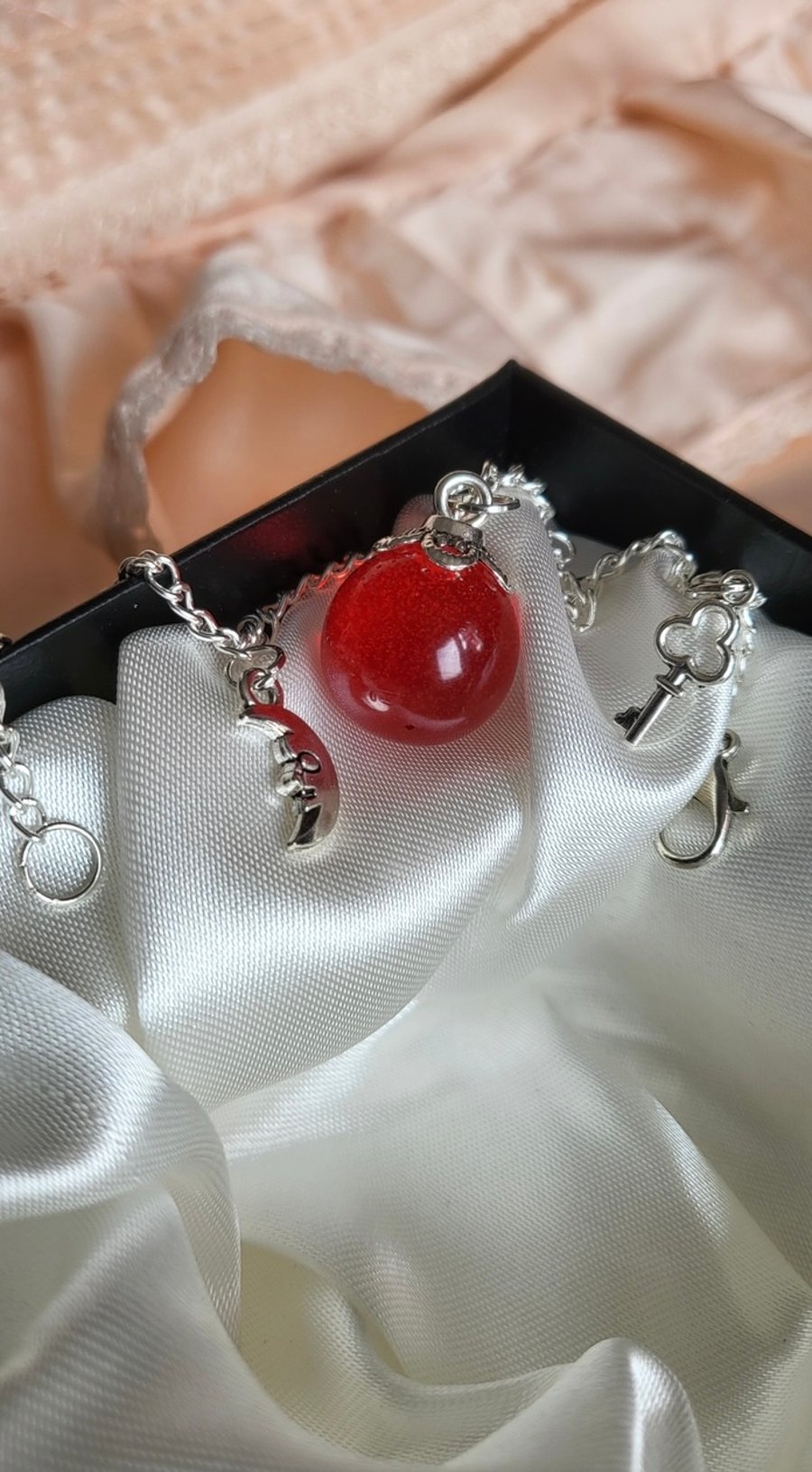 Gothic red and silver ball bracelet 