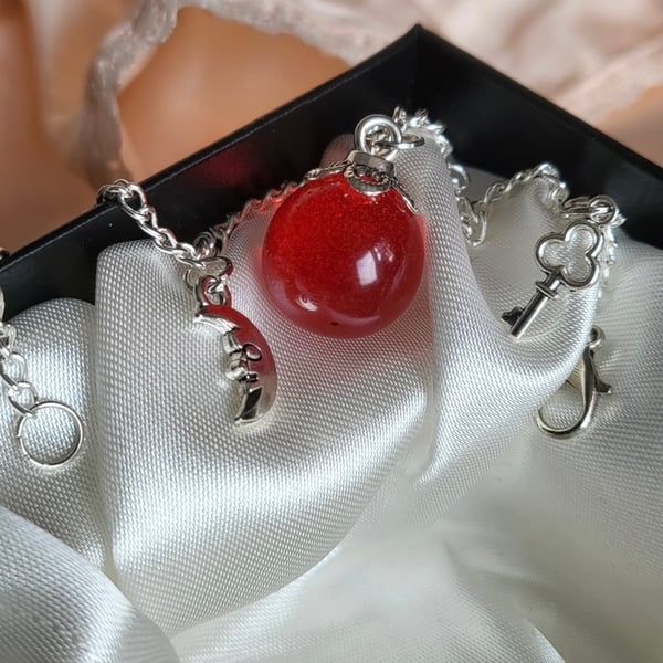 Gothic red and silver ball bracelet 