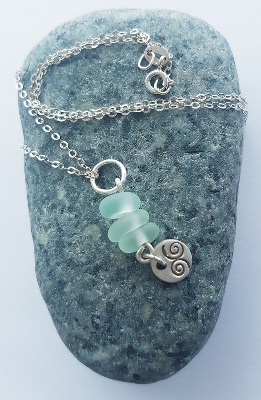 Seaglass Pendant on 18" Sterling Silver trace chain.