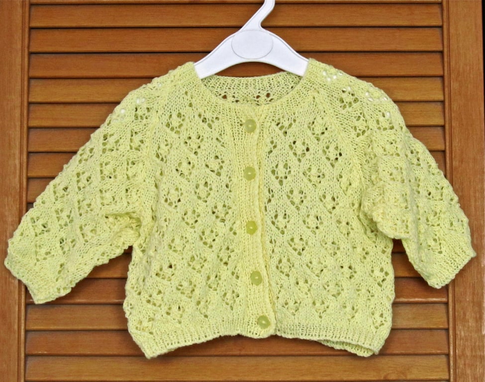 Baby Clothes: Hand Knitted Toddler Yellow Diamond Patterned Cardigan (26".66cm)