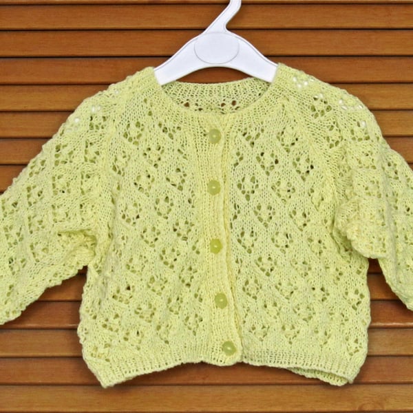 Baby Clothes: Hand Knitted Toddler Yellow Diamond Patterned Cardigan (26".66cm)