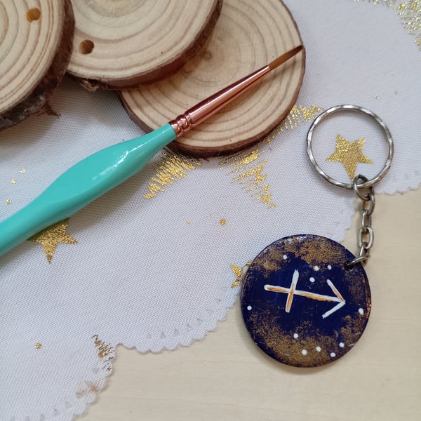 Wooden circular starsign sagittarius keyring
