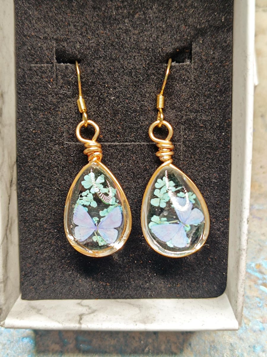 Pressed Flower Teardrop Earrings