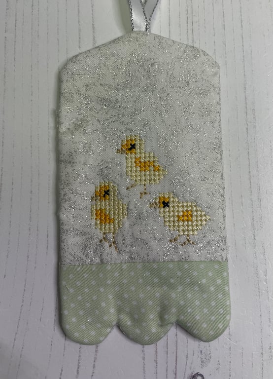 Lavender Tag - Chicks by Carolee Crafts  PB1 - 0020