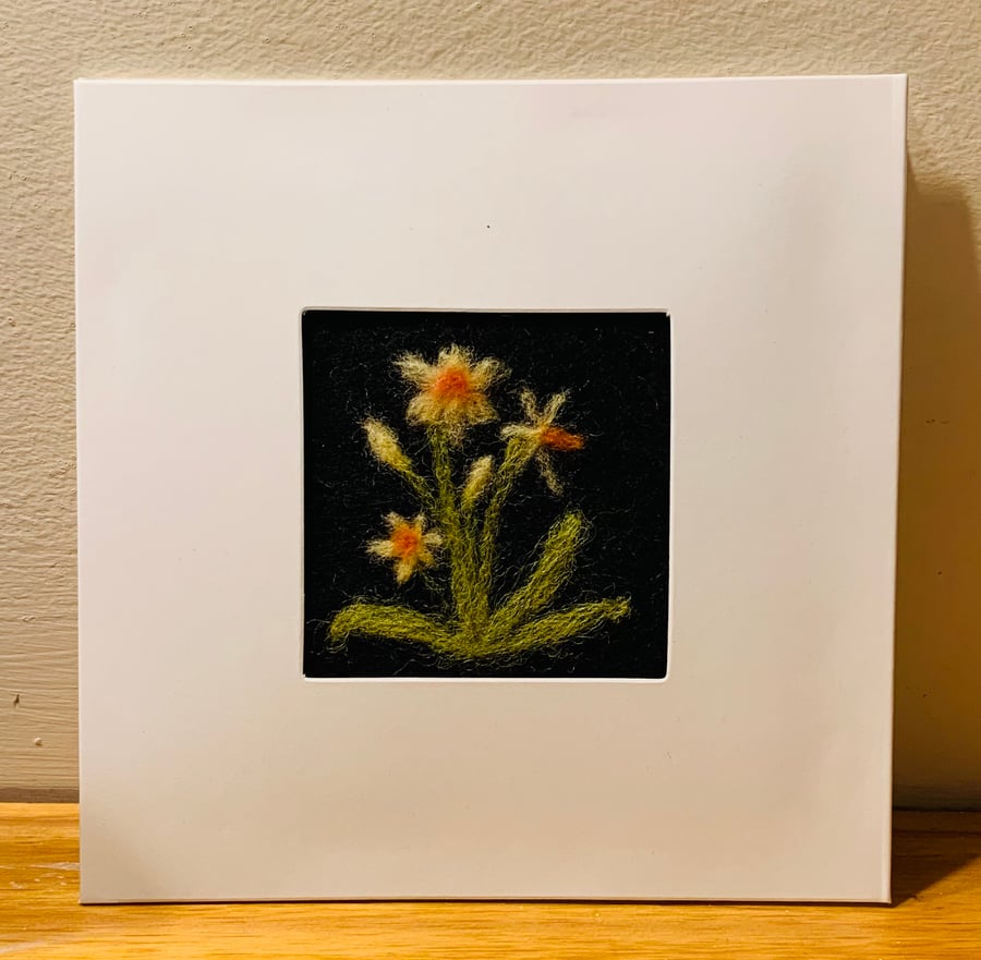 Daffodil needle felted card