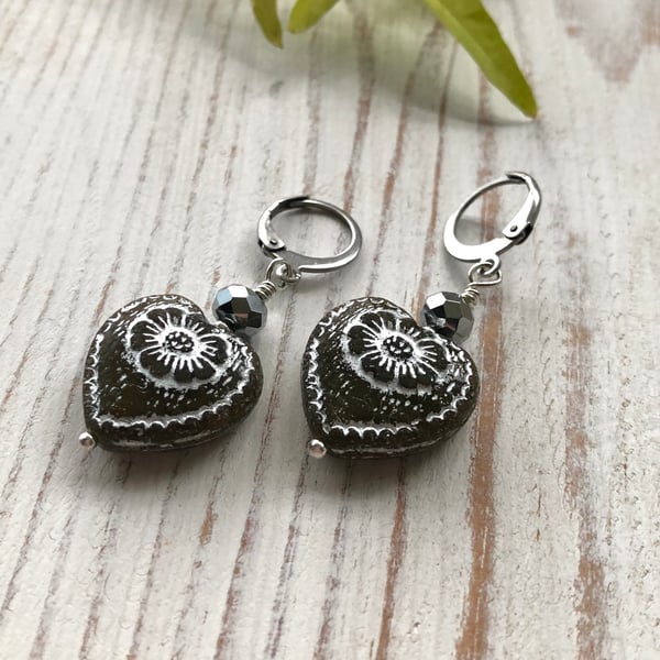 Dark Heart Earrings. Edgy Grey & Silver Czech Glass Earrings. 