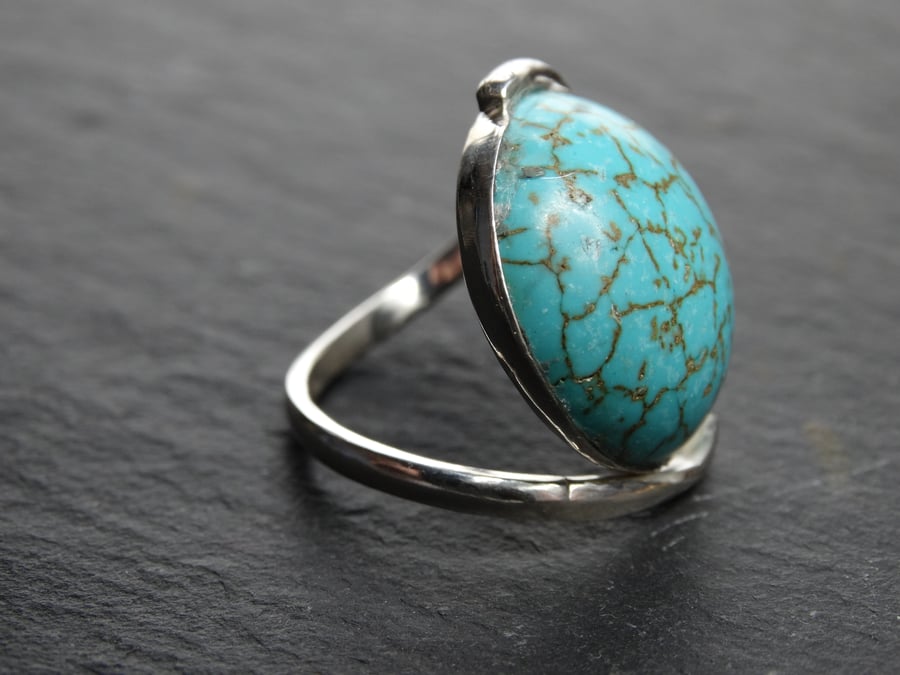 Sterling silver adjustable, resizeable boulder ring, Chunky. Turquoise