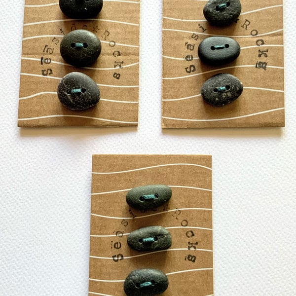Beach Pebble Buttons Black