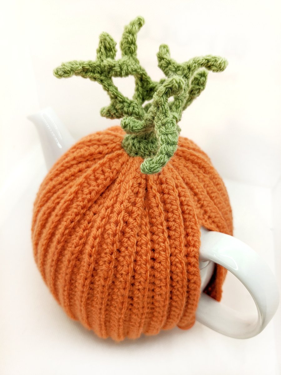 Carrot Top Crochet Tea Cosy