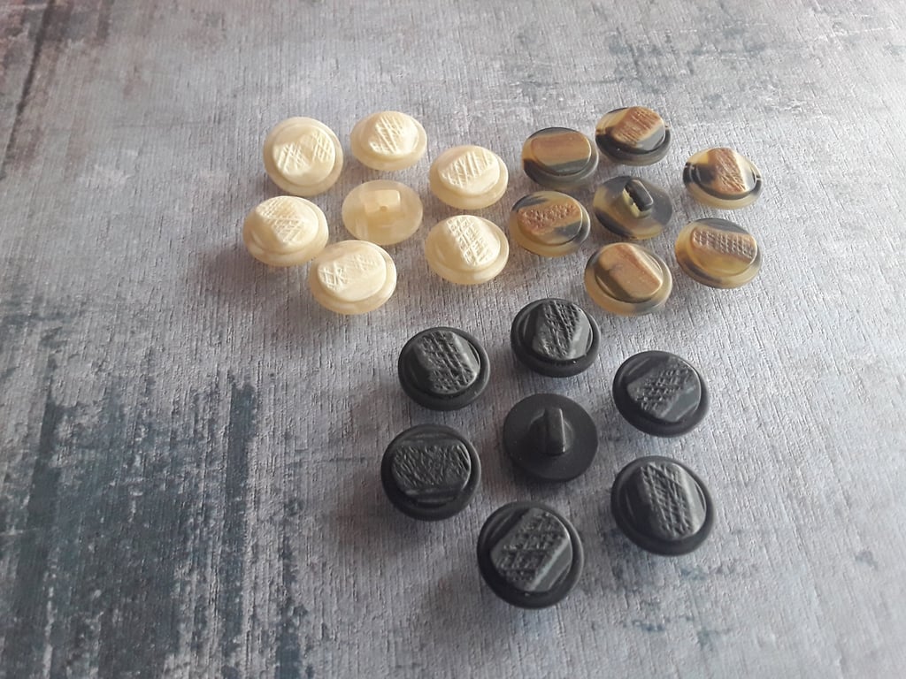 9 16" 15mm 24L Polyester Horn Shank Buttons in 3 fabulous colours