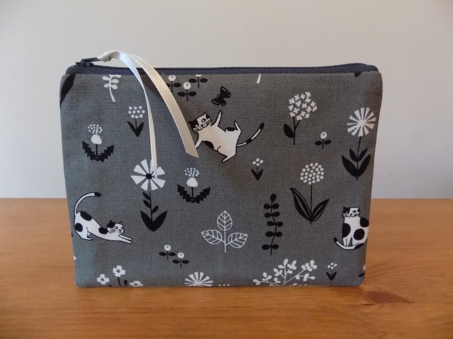 'Grey Cats' Fabric Storage Pouch, Small Make Up Bag Case, Coin Cosmetics Purse