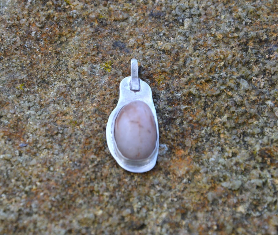 Quartz Silver pendant