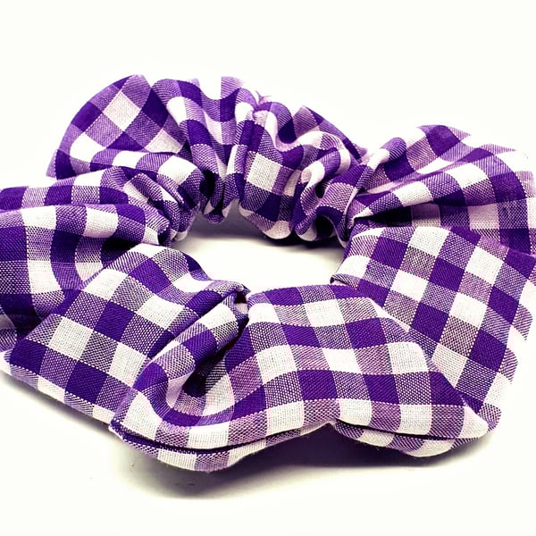 Gingham print hair scrunchie handmade hair elastic.