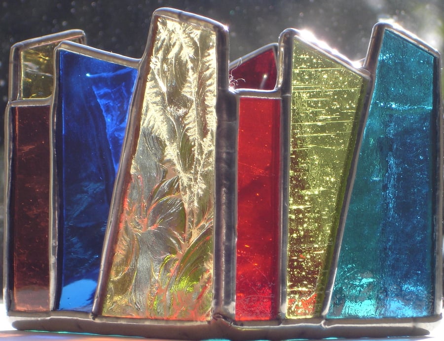 STAINED GLASS TEA LIGHT CANDLE HOLDER