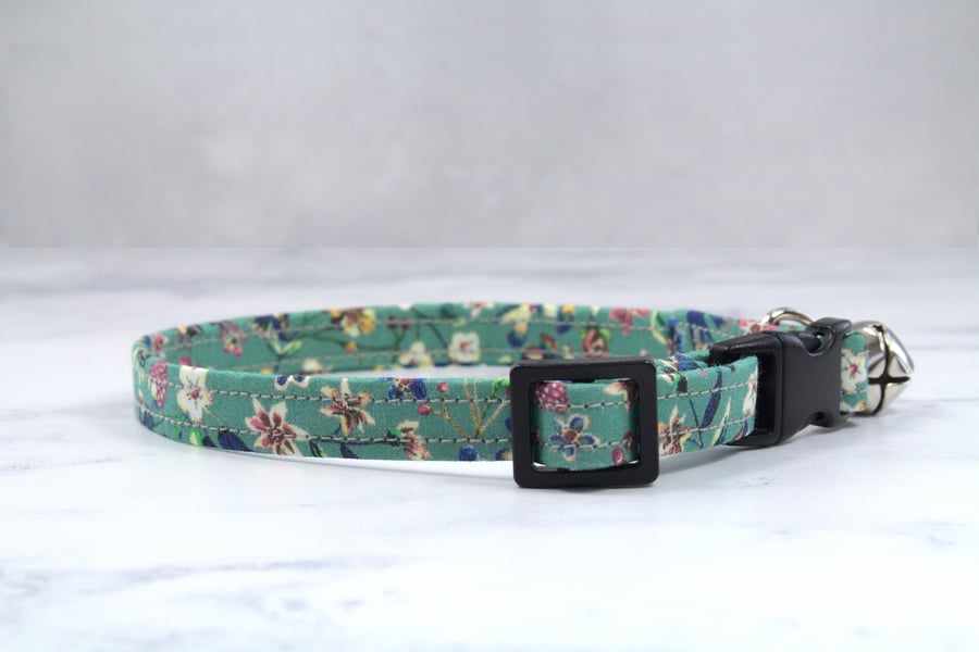 Cat, Kitten, Cat Collar, Kitten Collar, Daisy, Breakaway Cat Collar, Collar Bell