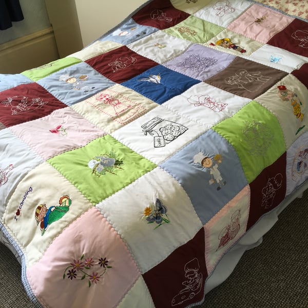 A Bit of Everything Quilt. I Spy with My Little Eye Single bed Size for All Ages