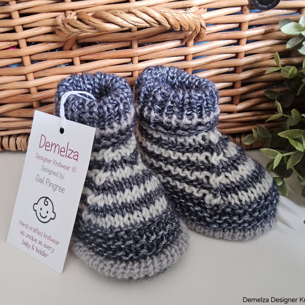 Baby Boy's Hand Knitted 95% Merino Wool Booties 0-3 months size 