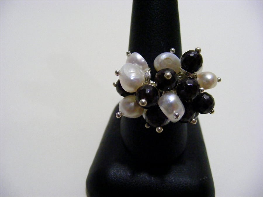 Freshwater Cultured Pearl and Garnet Adjustable Ring