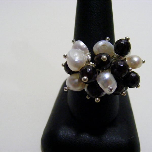 Freshwater Cultured Pearl and Garnet Adjustable Ring