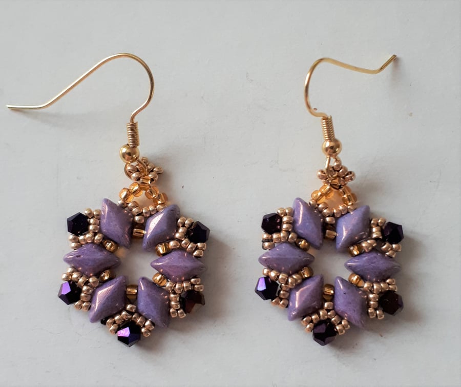 Pale purple beaded Flower earrings