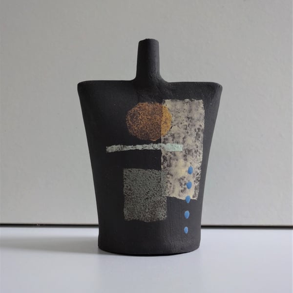 Callum.  Black stoneware ceramic form