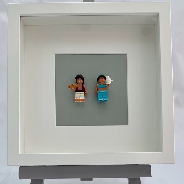  Aladdin and Jasmine  mini Figure framed picture 