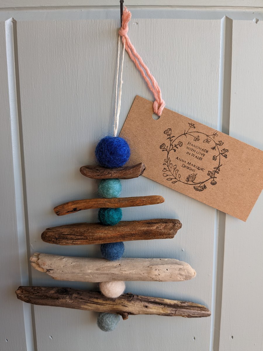 Christmas Tree Driftwood and Felt Hanging Tree Decoration