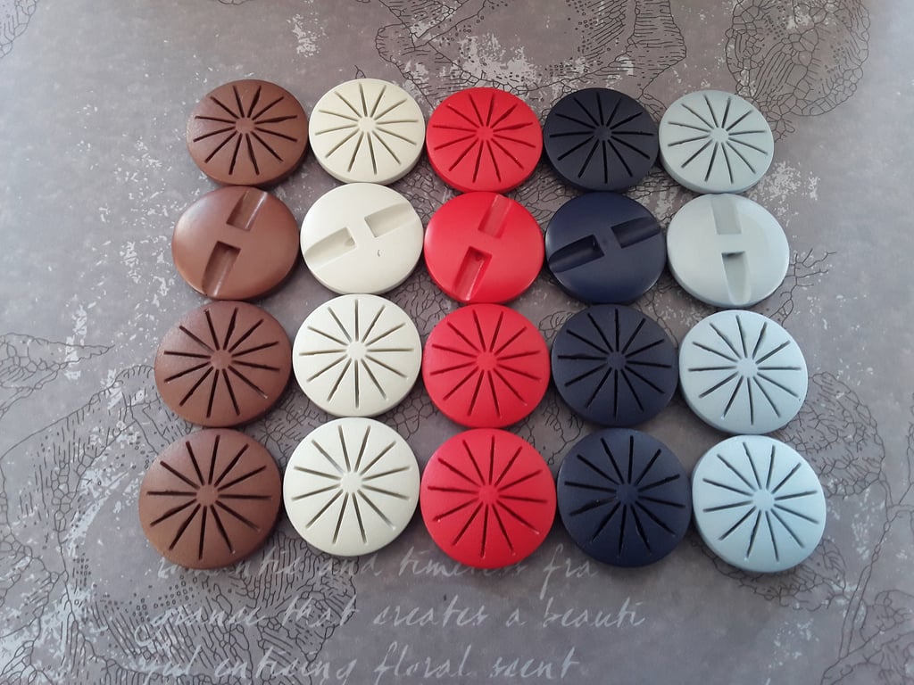 Vintage Casein Buttona 50L,32mm 1 & 1 4" in 6 Colours