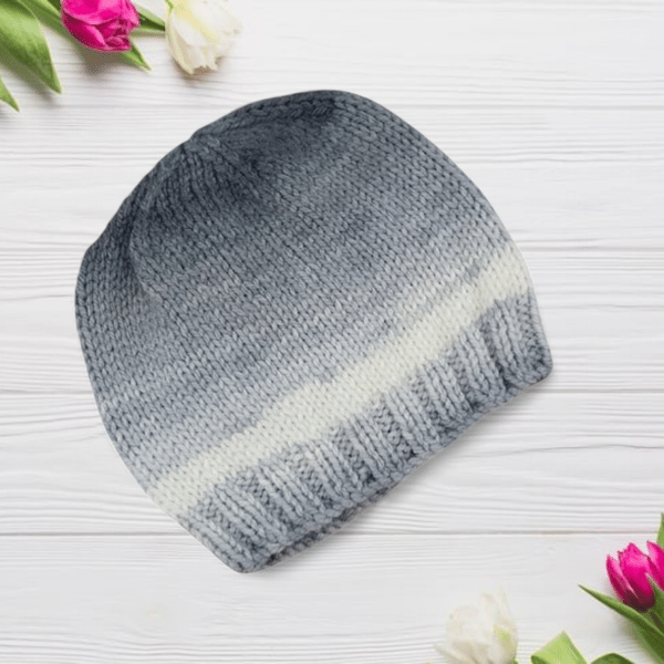 Gender Neutral Baby Hat 0-3 Months, Hand Knitted Beanie