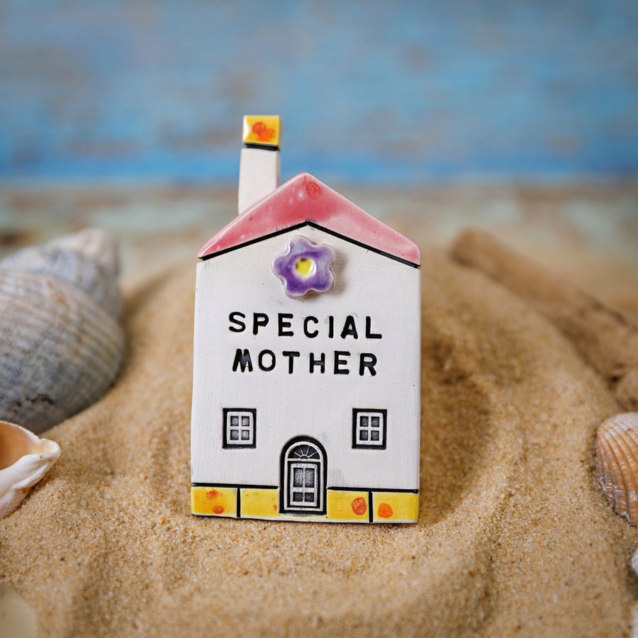 Special Mother Flower tiny house,Gift for Mother, Tiny Ceramic House