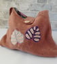 Recycled cashmere shoulder bag with leaf appliques - Image 7