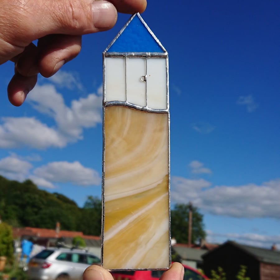 Stained glass single beach hut copperfoil suncatcher hanging decoration. 