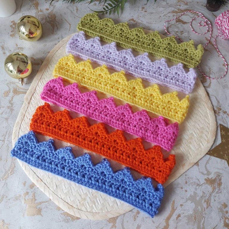 Christmas Cracker Hats Set of 6 Mixed Colours