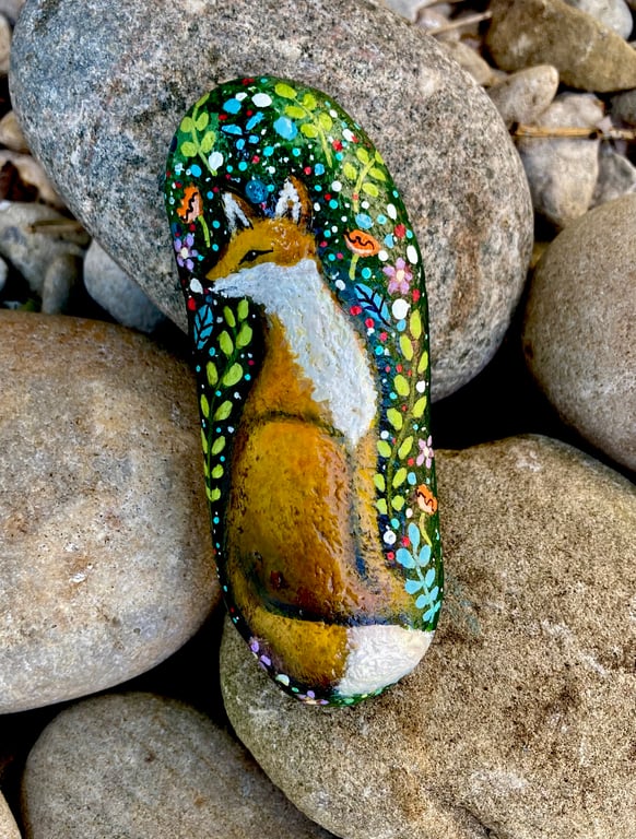 Hand Painted Woodland Fox  Painted Fox On Stone Rock Art Paperweight Ornament